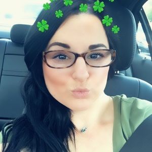 Meet your Posher, Shari